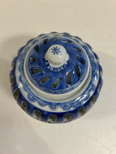 Load image into Gallery viewer, Canton Blue & White Porcelain Potpourri Incense Lidded Jar