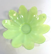 Load image into Gallery viewer, Opalino Yalos Casa Green Flower Petal Bowl from Murano Glass