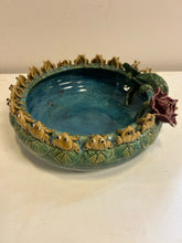 Load image into Gallery viewer, Vintage Majolica Frog Bowl/Planter