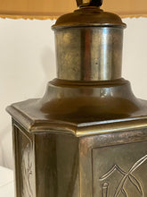 Load image into Gallery viewer, Vintage Brass Chinoiserie Etched Canister Lamp