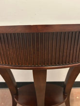 Load image into Gallery viewer, Altavista Oval End Table From Lane Furniture