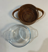 Load image into Gallery viewer, Handwoven Casserole Dish Holder with Removable Glass Dish from Calaisio