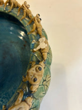 Load image into Gallery viewer, Vintage Majolica Frog Bowl/Planter