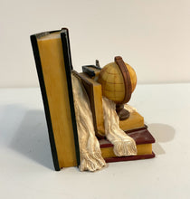 Load image into Gallery viewer, Vintage Nautical Travel Themed Resin Book Ends