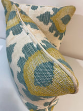 Load image into Gallery viewer, Pair of Woven Indoor/Outdoor Pillows from Areza Tropic,