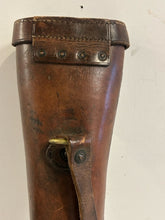 Load image into Gallery viewer, Vintage Leather Barrel Carrier
