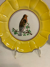 Load image into Gallery viewer, Three Majolica Bird Plates made in Italy