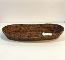 Load image into Gallery viewer, Oval Bread Basket from Calaisio
