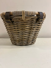 Load image into Gallery viewer, Nantucket Bicycle Basket
