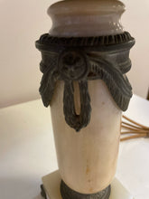 Load image into Gallery viewer, Regency Style Onyx Lamp
