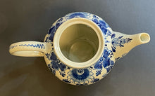 Load image into Gallery viewer, Blue &amp; White Teapot from Royal Delft
