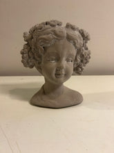 Load image into Gallery viewer, Cement Bust Planter (can be hung on the wall)

