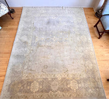 Load image into Gallery viewer, Grey and Beige Oushak Style Wool Blend Area Rug
