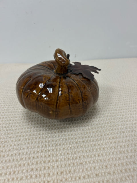 Medium Brown Ceramic Pumpkin
