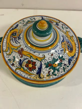 Load image into Gallery viewer, Raffaellesco Pattern Soup Tureen from Deruta Ceramics made in Italy
