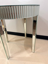 Load image into Gallery viewer, Round, Mirrored Occasional Table
