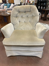 Load image into Gallery viewer, Tufted Swivel Arm Chair
