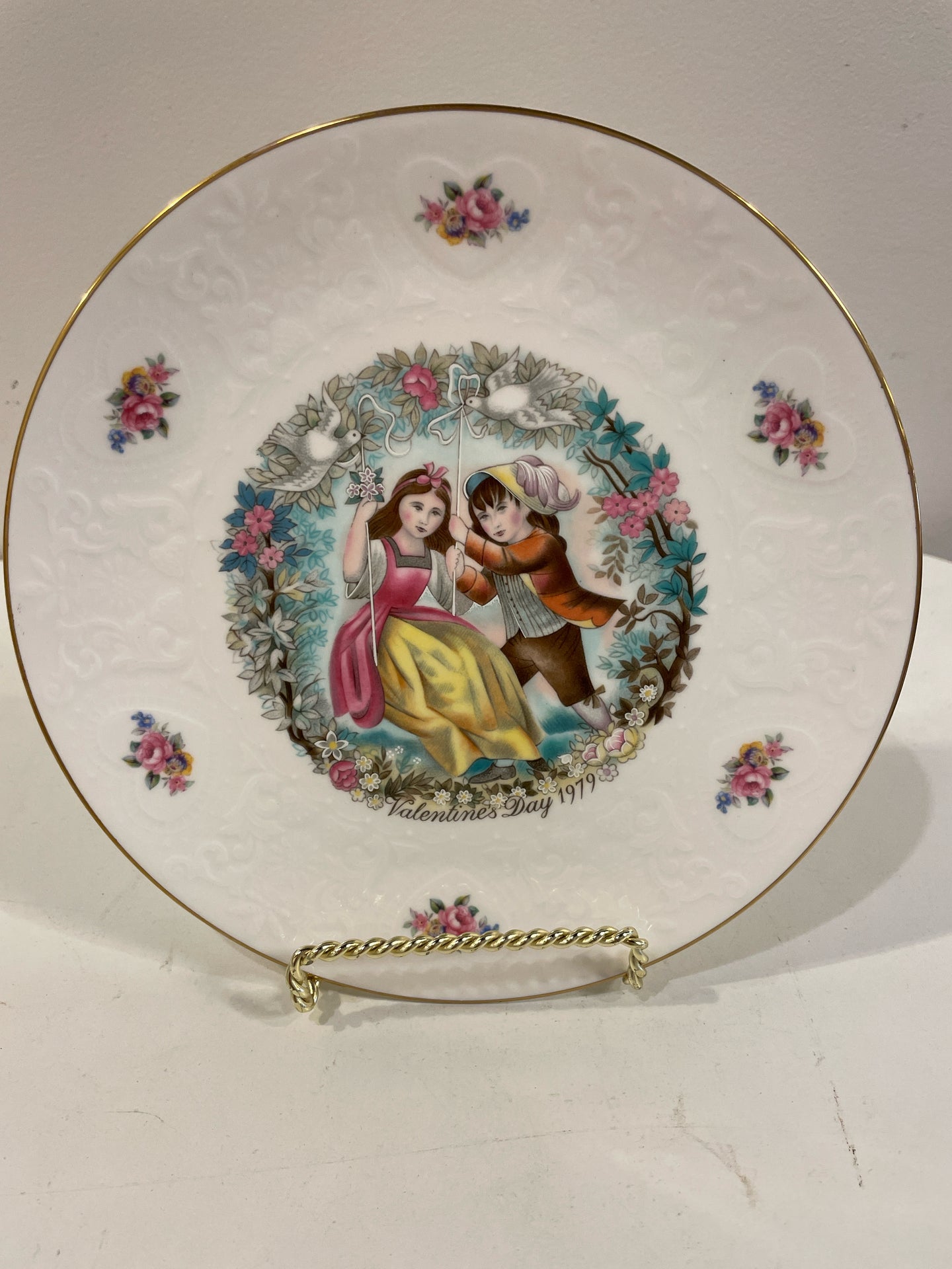 Valentine's Day Plate from Royal Doulton-1979