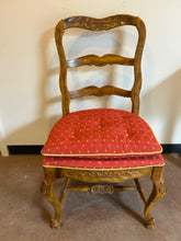 Load image into Gallery viewer, Vintage Oak Dining Table (1880&#39;s), with Four Ladderback Upholstered Chairs &amp; 3 Leaves

