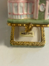 Load image into Gallery viewer, Rose Bud Inn Trinket Box from Mud Pie
