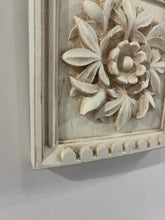 Load image into Gallery viewer, Wall Decor Resin Relief "Leaf"
