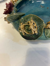Load image into Gallery viewer, Vintage Majolica Frog Bowl/Planter
