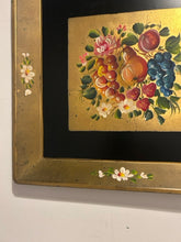 Load image into Gallery viewer, Vintage Hand Painted Toleware Metal Tray from Nashco
