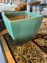 Load image into Gallery viewer, Large Green Planter
