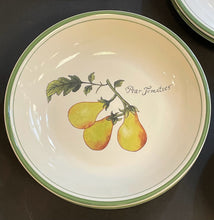 Load image into Gallery viewer, Eight Pasta Bowls &amp; Serving Bowl "Heirloom Tomatoes" from William Sonoma
