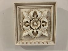 Load image into Gallery viewer, Wall Decor Resin Relief "Ivy"

