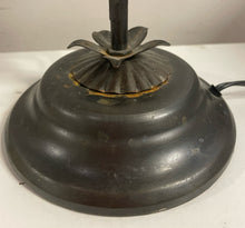 Load image into Gallery viewer, Tiffany Style Floral  Beaded Lamp
