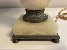 Load image into Gallery viewer, Regency Style Onyx Lamp
