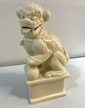 Load image into Gallery viewer, Ceramic Chinese "Foo Dog"
