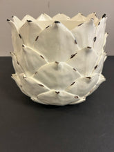 Load image into Gallery viewer, Large Artichoke Shaped Planter
