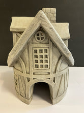 Load image into Gallery viewer, Tavern Toad House from The Brookfield Co.

