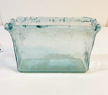Load image into Gallery viewer, Rectangular Glass Vase/Fish Tank with Water Ripples
