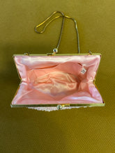 Load image into Gallery viewer, Vintage Pink Shell Pattern Beaded Purse

