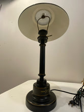 Load image into Gallery viewer, Vintage Tole Table  Lamp
