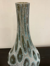Load image into Gallery viewer, Contemporary Art Glass Vase
