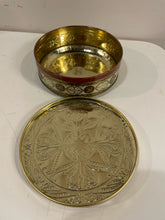 Load image into Gallery viewer, Decorative Tin Made in England
