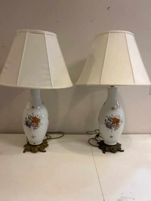 Pair of  Rosenthal Kunstabteilung Selb Germany Handmade Porcelain Table Lamps with Brass Base