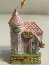 Load image into Gallery viewer, Rose Bud Inn Trinket Box from Mud Pie
