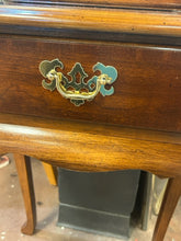 Load image into Gallery viewer, Petite Entry Table &amp;  Mirror
