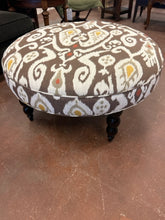 Load image into Gallery viewer, Round Upholstered Ottoman on Wood Legs
