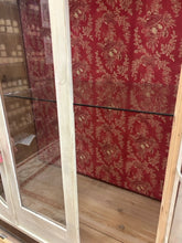 Load image into Gallery viewer, Vintage White Washed Schrank Cabinet with One Glass Shelf
