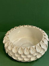 Load image into Gallery viewer, Ceramic Bowl with Petal Detailing
