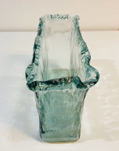 Load image into Gallery viewer, Rectangular Glass Vase/Fish Tank with Water Ripples
