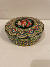 Load image into Gallery viewer, Floral Danes Decorated Tin Made in Holland
