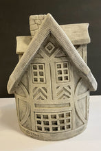 Load image into Gallery viewer, Tavern Toad House from The Brookfield Co.
