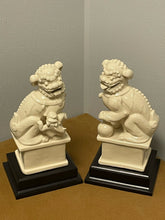 Load image into Gallery viewer, Pair of Foo Dogs On Black Stands
